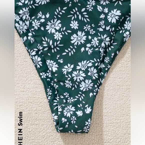 SHEIN Ditsy Floral Criss Cross Cami Top & High Cut Bottom bikini size medium - Picture 6 of 9